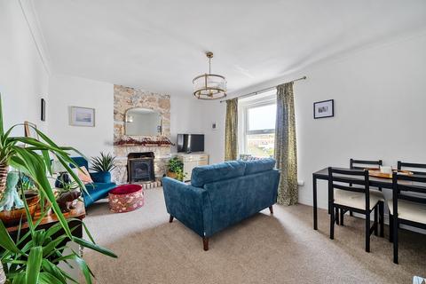 2 bedroom flat for sale, The Triangle, Teignmouth, TQ14 8AU