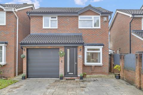 3 bedroom detached house for sale, Leven Avenue, Winsford