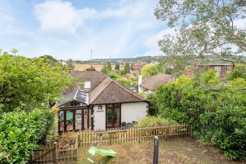 27 Deepdene Gardens, Dorking, RH4 2BH