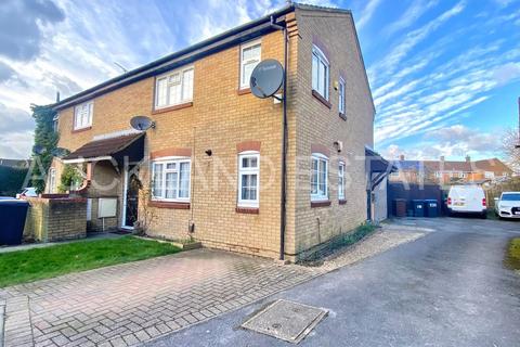 1 bedroom end of terrace house for sale, Vincenzo Close, Hatfield AL9