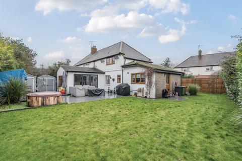 4 bedroom semi-detached house for sale, Hedgecroft Cottages, Newark Lane, Ripley, GU23