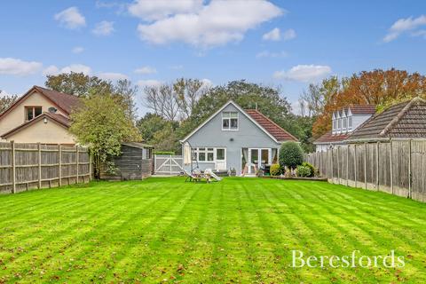 5 bedroom bungalow for sale, Chelmsford Road, Shenfield, CM15