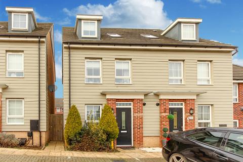 3 bedroom end of terrace house for sale, Jupiter Way, Wellingborough NN8