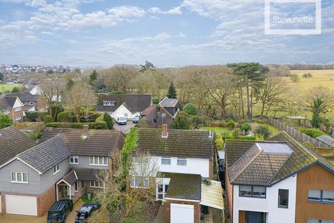 3 bedroom detached house for sale, Coppice Row, Theydon Bois