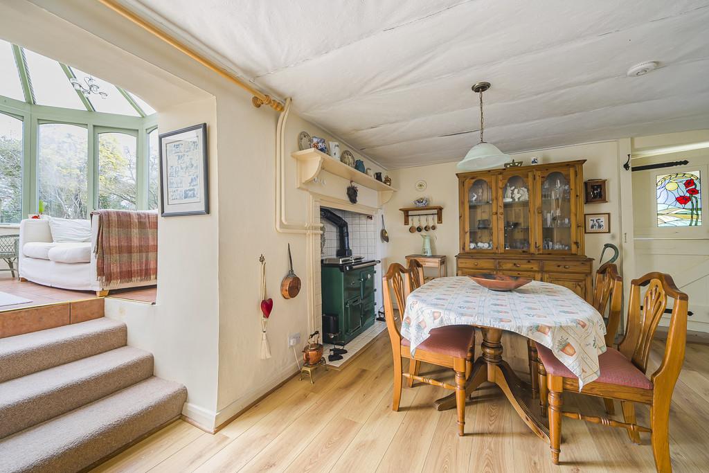 Dinning Room to Garden Room