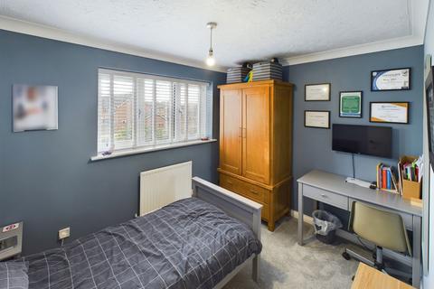 17 Cardew Drift, Kesgrave, Ipswich, IP5 2YP