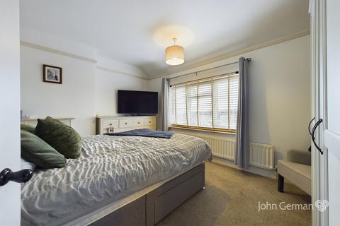 54 Smithfield Road, Uttoxeter, ST14 7LE
