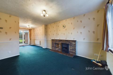 20 Edinburgh Way, Stretton, Burton-on-trent, DE13 0HR