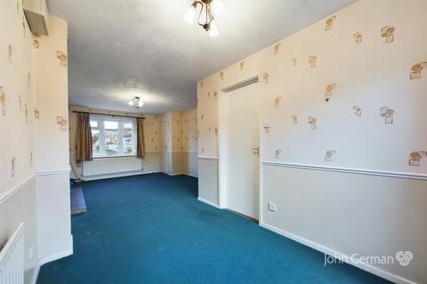 20 Edinburgh Way, Stretton, Burton-on-trent, DE13 0HR