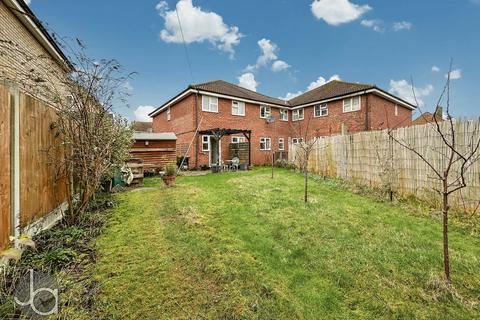 1 bedroom ground floor maisonette for sale, Maypole Green Road, Colchester