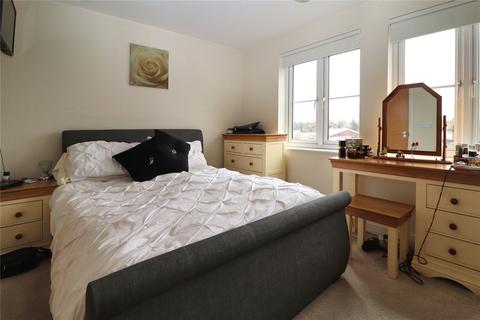 2 bedroom flat for sale, Goldsworth Road, Surrey GU21