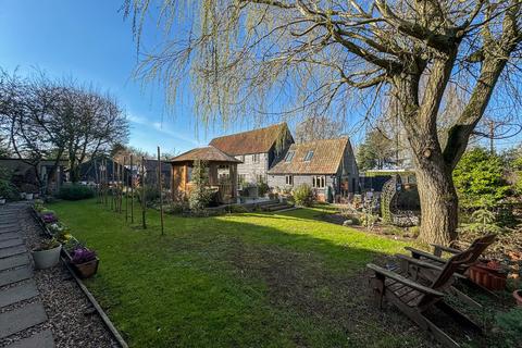 5 bedroom barn conversion for sale, Newmans Green CO10 0AB