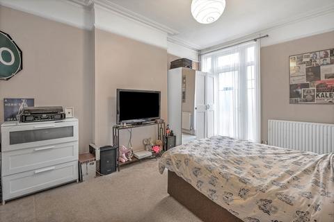 52 Pendle Road, London, SW16 6RU