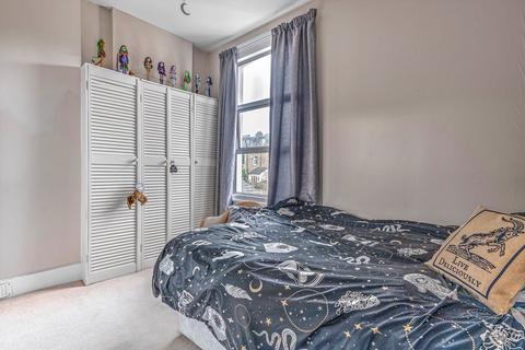 52 Pendle Road, London, SW16 6RU
