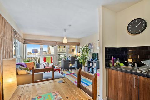 2 bedroom flat for sale, 3/3, 19 Barrland Street, Glasgow, Glasgow City, G41