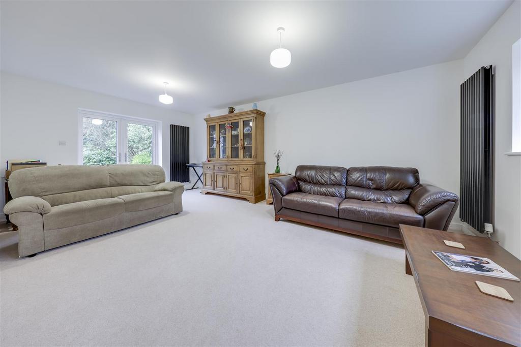 2nd Lounge