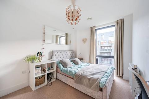 1 bedroom flat to rent, Cambridge Road, Maida Vale, London, NW6