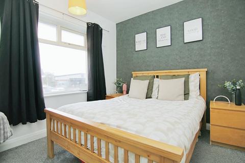 3 Ashby Crescent, Leeds, LS13 3AE