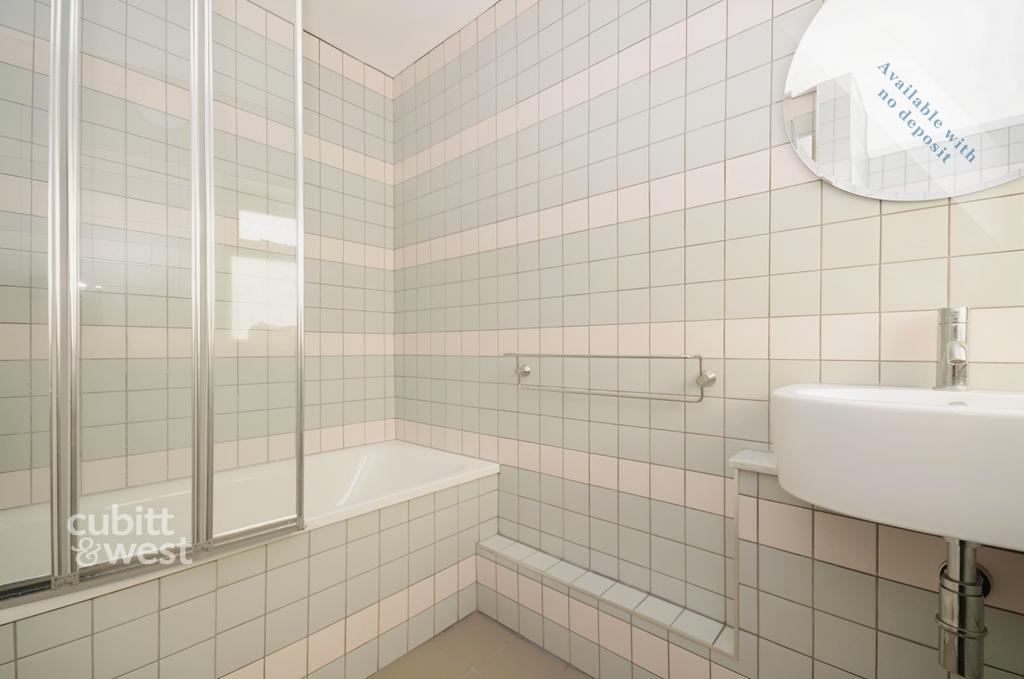 A7470908-bathroom
