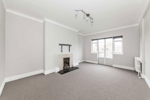 3 bedroom flat to rent, Barons Keep, London W14