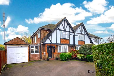 39 Broadhurst Avenue, Edgware, HA8 8TP