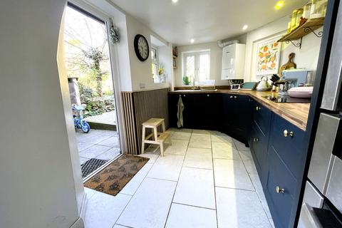 15 Cornwall Street, Bere Alston, Yelverton, PL20 7BE