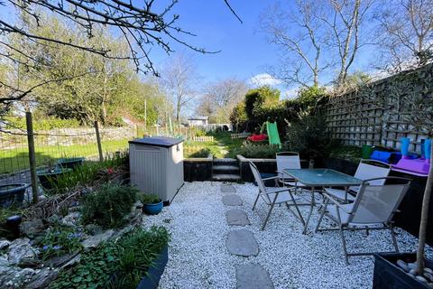 15 Cornwall Street, Bere Alston, Yelverton, PL20 7BE