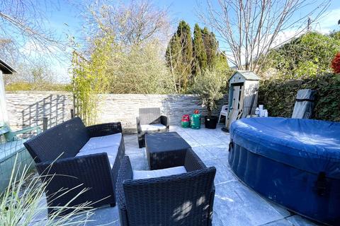15 Cornwall Street, Bere Alston, Yelverton, PL20 7BE