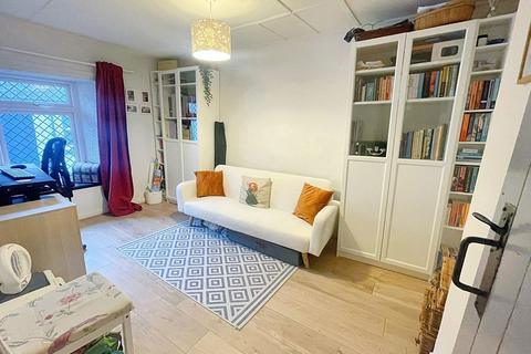 15 Cornwall Street, Bere Alston, Yelverton, PL20 7BE