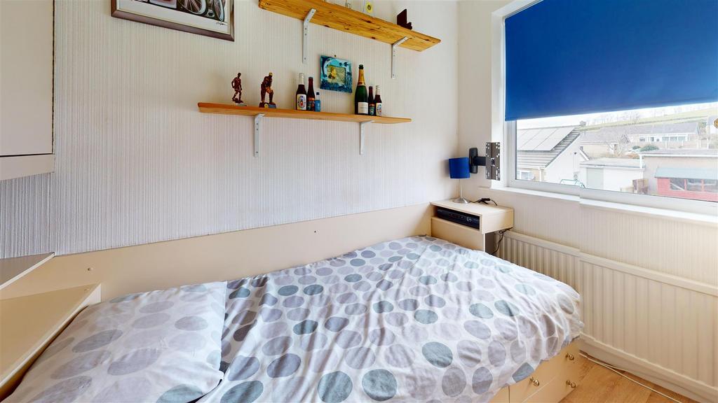 Woodfield-Drive-Bradley-Bedroom.jpg