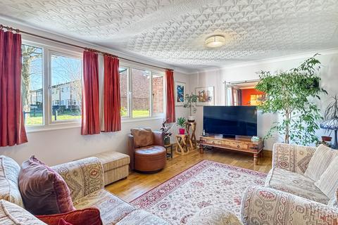 32 Chalfont Close, Cambridge, CB1 9NA