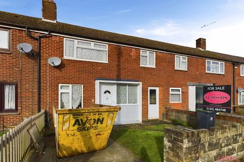 3 bedroom terraced house for sale, Tensing Road, Christchurch