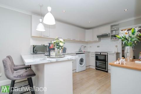 1 bedroom maisonette for sale, Wheatsheaf Drive, Ware