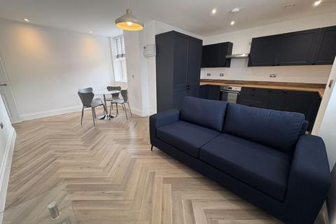 2 bedroom apartment to rent, Chapel Street, Preston PR1