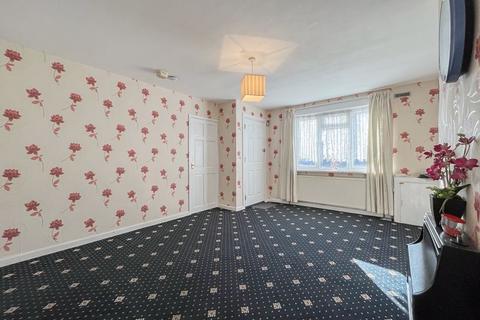 3 bedroom terraced house for sale, Aston Road, Willenhall