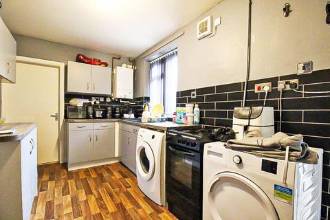 4 bedroom terraced house for sale, Cross Place, SEDGLEY, DY3 1PE