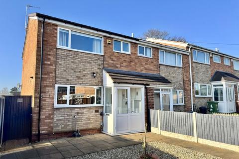 3 bedroom end of terrace house for sale, Kew Close, Birmingham, B37 6NY