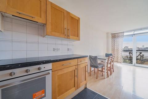 2 bedroom apartment for sale, Fishguard Way, Galleons Lock, E16