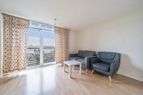 2 bedroom apartment for sale, Fishguard Way, Galleons Lock, E16