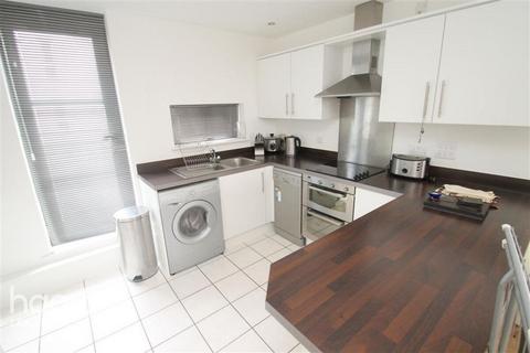 2 bedroom apartment to rent, Watkin Road, Leicester