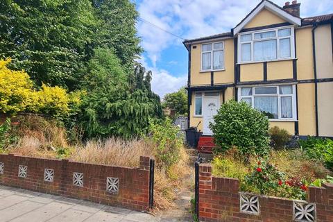 40 Christchurch Road, London, SW19 2NY