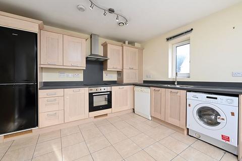 2 bedroom apartment for sale, Edmund Court, Basingstoke RG24