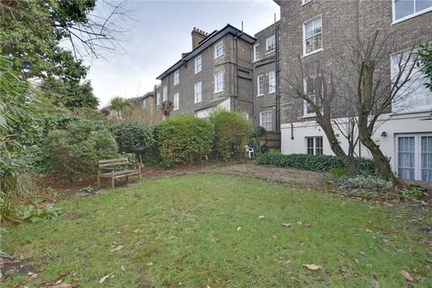 2 bedroom apartment for sale, Shooters Hill Road, Blackheath, London, SE3