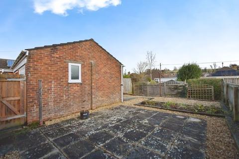 21 Whitebridge Road, Laverstock, Salisbury, SP1 1QA