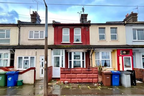 3 bedroom terraced house for sale, Angle Road, West Thurrock, Grays, RM20