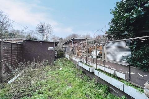 16 Angle Road, Grays, RM20 4AP