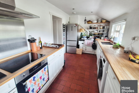 3 bedroom detached house to rent, Five Houses Lane, Calbourne