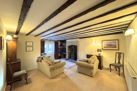 4 bedroom cottage for sale, Jagger Green, Holywell Green HX4