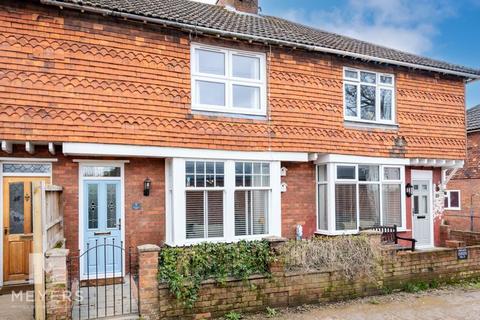 2 bedroom terraced house for sale, Woodstock Lane, Ringwood, BH24