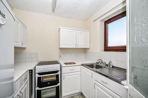 2 bedroom retirement property for sale, 1 Warwick Avenue, Bedford MK40